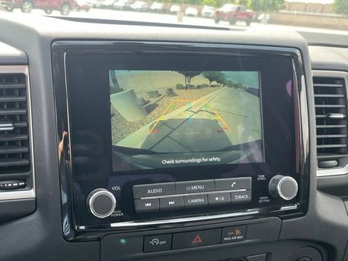 Used 2023 Nissan Frontier SV w/ Technology Package image 21