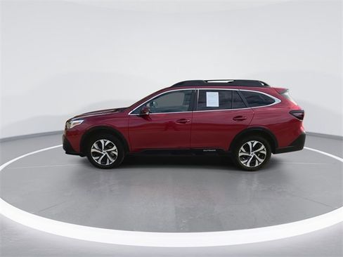 Used 2022 Subaru Outback Limited image 6