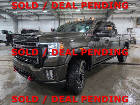 Used 2022 GMC Sierra 3500 AT4 w/ AT4 Preferred Package image 6