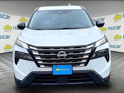 Used 2025 Nissan Rogue S AWD/4WD image 3