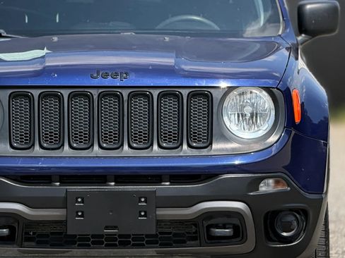Used 2018 Jeep Renegade Sport w/ Power & Air Group AWD/4WD image 12