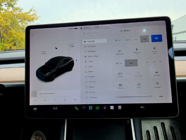 Used 2020 Tesla Model Y Long Range AWD/4WD image 39