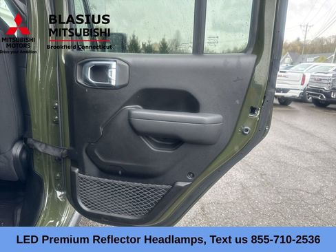 Used 2023 Jeep Wrangler Unlimited w/ Cold Weather Group AWD/4WD image 43