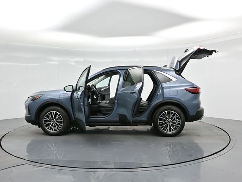 New 2025 Ford Escape Base w/ PHEV Premium Package image 39