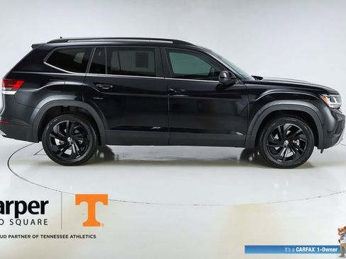 Used 2023 Volkswagen Atlas SE w/ Panoramic Sunroof Package FWD image 10