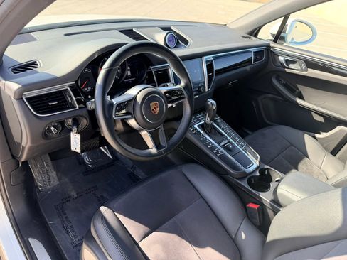 Used 2017 Porsche Macan AWD/4WD image 15