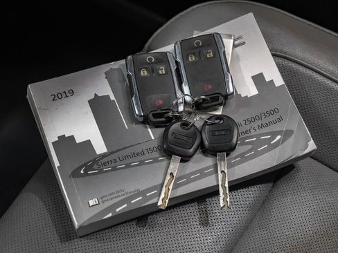 Used 2019 GMC Sierra 3500 SLT w/ Duramax Plus Package AWD/4WD image 64