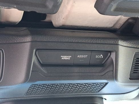 Used 2025 Jeep Wrangler Unlimited Sahara AWD/4WD image 32