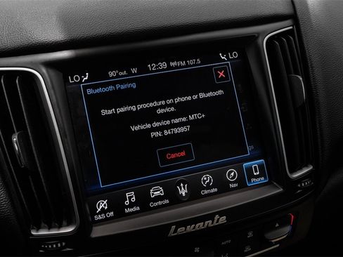 Used 2019 Maserati Levante Base image 37