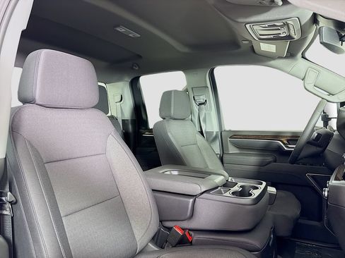 New 2026 GMC Sierra 2500 SLE w/ SLE Value Package; AWD/4WD image 27