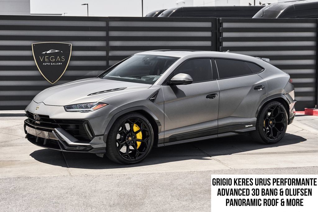 Used 2024 Lamborghini Urus Performante AWD/4WD image 1