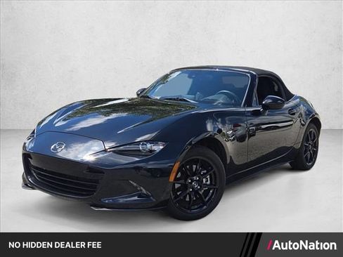 Used 2022 MAZDA MX-5 Miata Sport RWD image 1