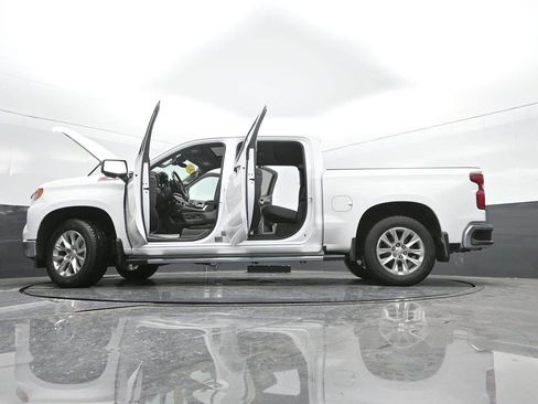 Used 2023 Chevrolet Silverado 1500 LTZ w/ LTZ Premium Package image 56