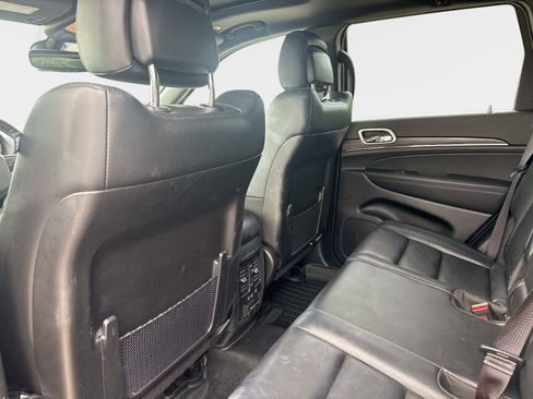 Used 2021 Jeep Grand Cherokee Limited RWD image 13