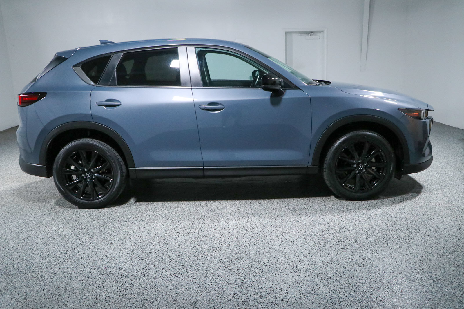 Used 2025 MAZDA CX-5 Carbon Edition AWD/4WD image 6