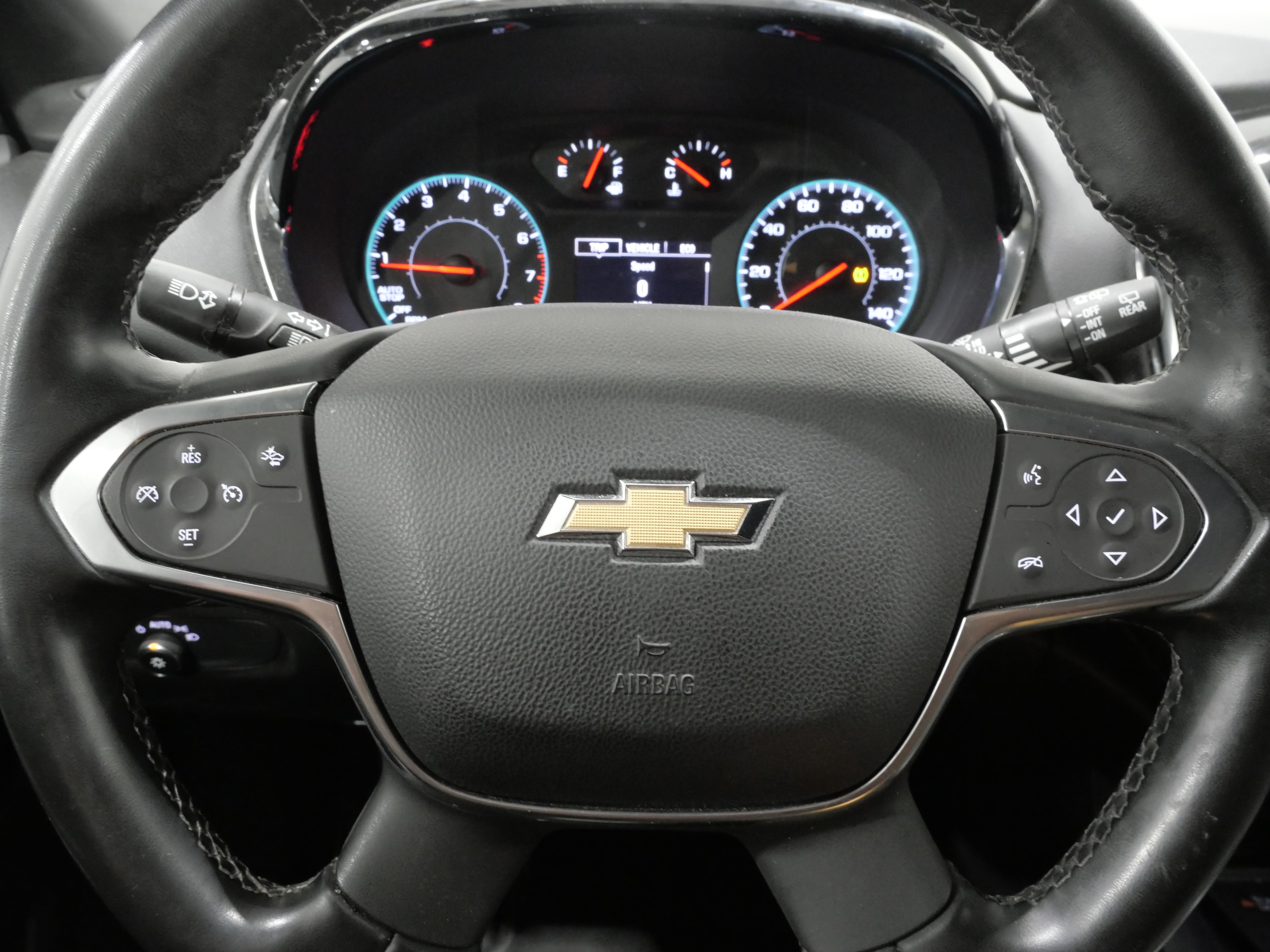 Used 2023 Chevrolet Traverse LT FWD image 16