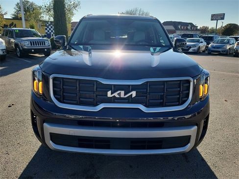 New 2025 Kia Telluride S image 8