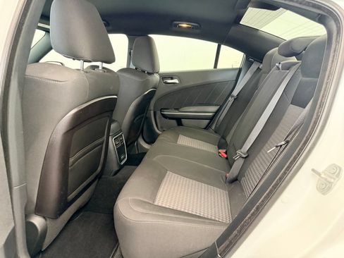 Used 2019 Dodge Charger Scat Pack RWD image 6
