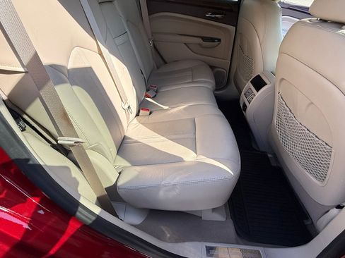 Used 2015 Cadillac SRX Luxury w/ Driver Awareness Package FWD image 18