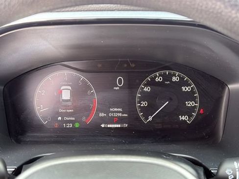Used 2024 Honda CR-V EX image 15