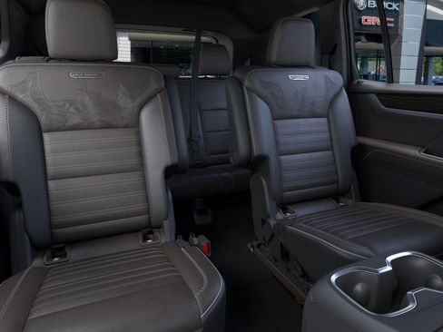 New 2026 GMC Acadia Denali Ultimate image 17
