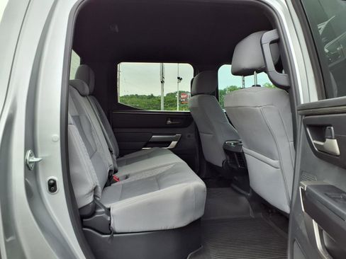 Used 2025 Toyota Tundra SR5 AWD/4WD image 27