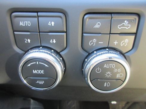 New 2026 GMC Sierra 1500 AT4X w/ AT4X AEV Edition image 18