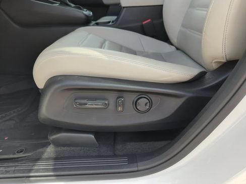 Used 2024 Honda CR-V EX-L image 12