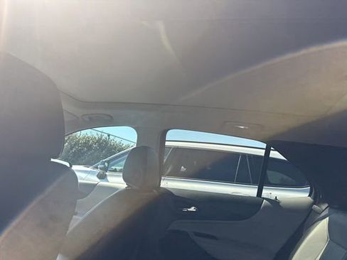 Used 2019 Chevrolet Equinox Premier image 13