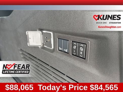 New 2026 GMC Yukon XL Elevation w/ Elevation Premium Package image 31