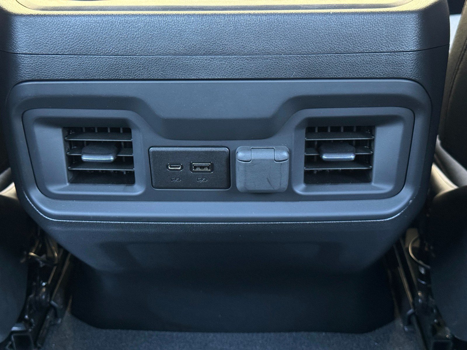 Used 2020 Chevrolet Silverado 1500 LT Trail Boss AWD/4WD image 31