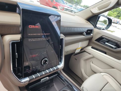 New 2026 GMC Yukon Denali RWD image 26