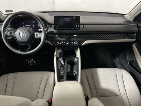 Used 2023 Honda Accord EX image 21