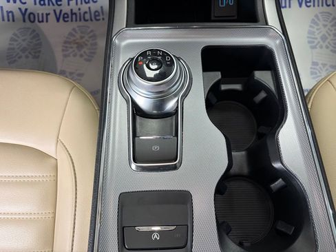 Used 2021 Ford Edge SEL w/ Convenience Package image 11