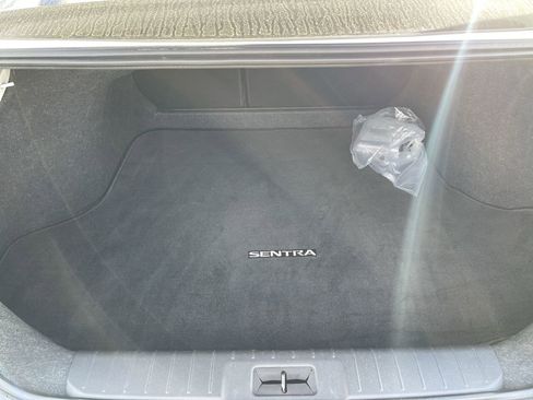 Used 2024 Nissan Sentra SV image 24