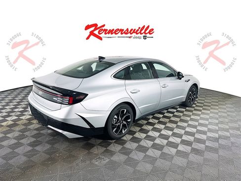 Used 2024 Hyundai Sonata SEL image 7