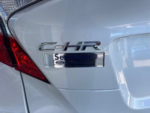 Used 2018 Toyota C-HR XLE FWD image 14