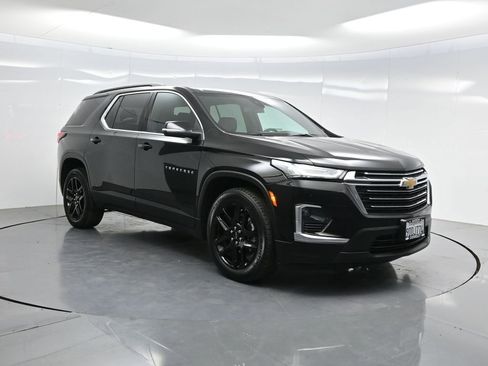Used 2023 Chevrolet Traverse LT AWD/4WD image 32