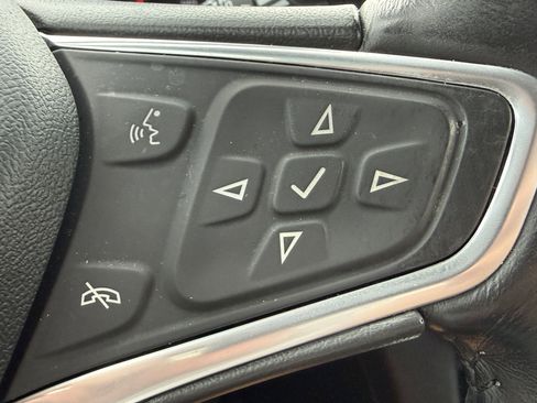 Used 2022 Chevrolet Equinox LT image 30