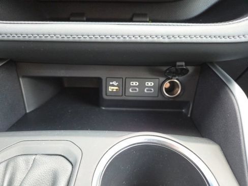 Used 2026 Toyota Highlander XLE AWD/4WD image 18