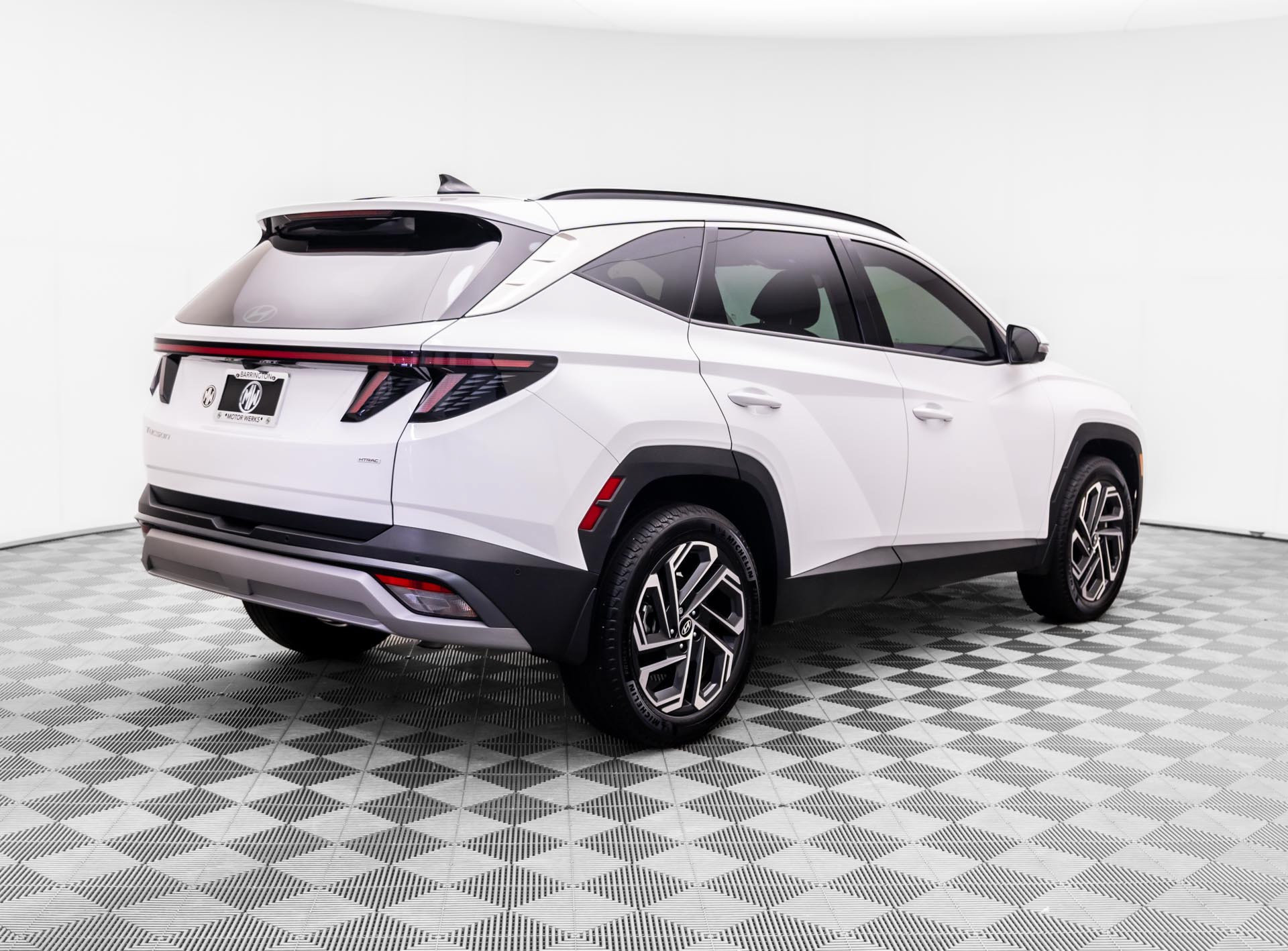Used 2025 Hyundai Tucson Limited AWD/4WD image 6