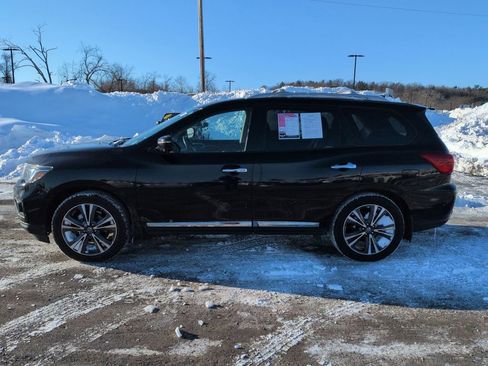 Used 2020 Nissan Pathfinder Platinum image 7