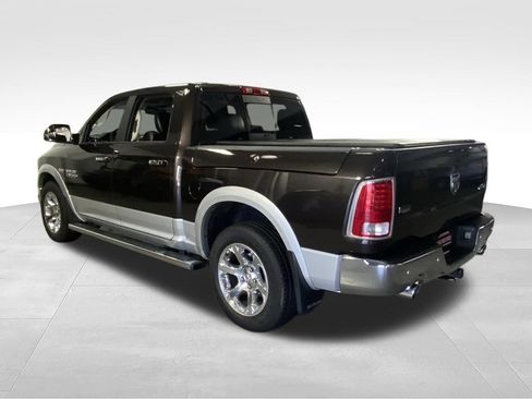Used 2017 RAM 1500 Laramie AWD/4WD image 7