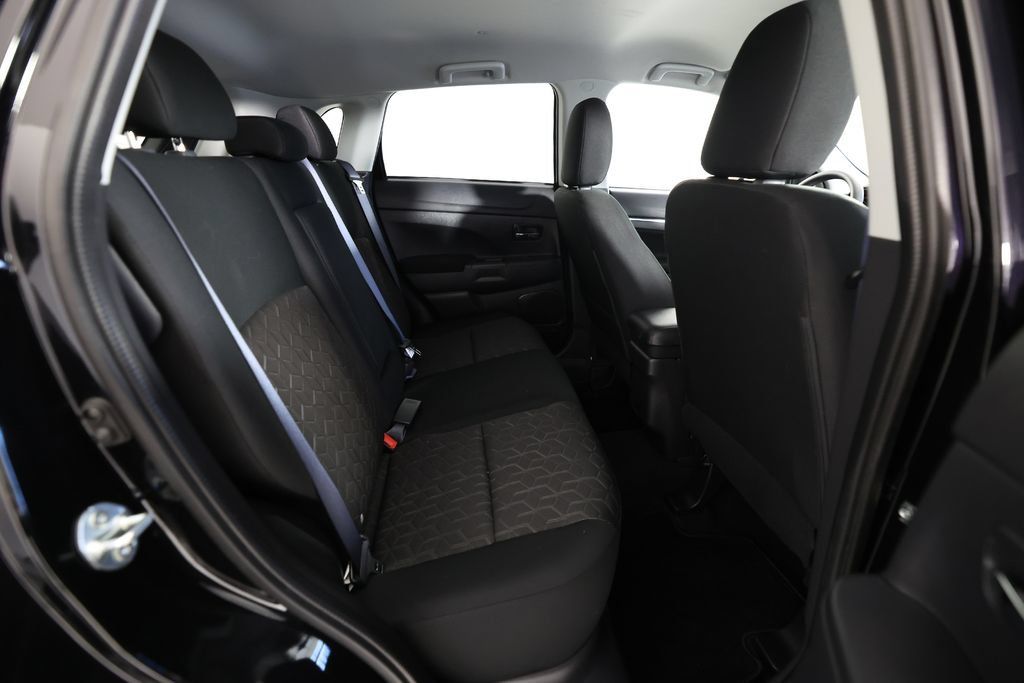 Used 2026 Mitsubishi Outlander Sport ES AWD/4WD image 11