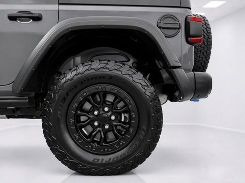 Used 2023 Jeep Wrangler Unlimited Rubicon 4xe AWD/4WD image 8