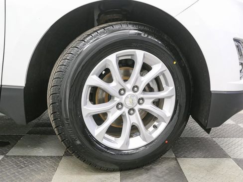 Used 2019 Chevrolet Equinox LS FWD image 14