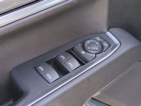 Used 2023 Chevrolet Silverado 1500 LT AWD/4WD image 13