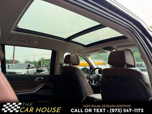 Used 2020 BMW X7 xDrive40i w/ Premium Package AWD/4WD image 25