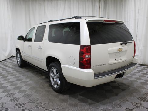 Used 2011 Chevrolet Suburban LTZ image 31
