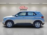 New 2025 Hyundai Venue SE image 4